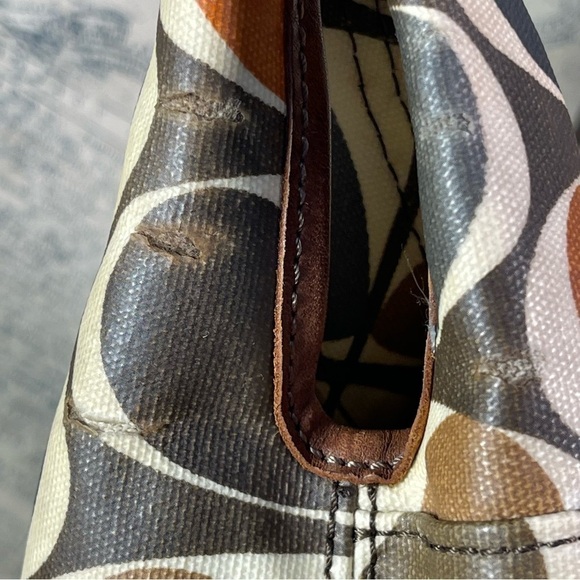 Orla Kiely Etc Collection - Midi Sling Bag - Picture 15 of 15